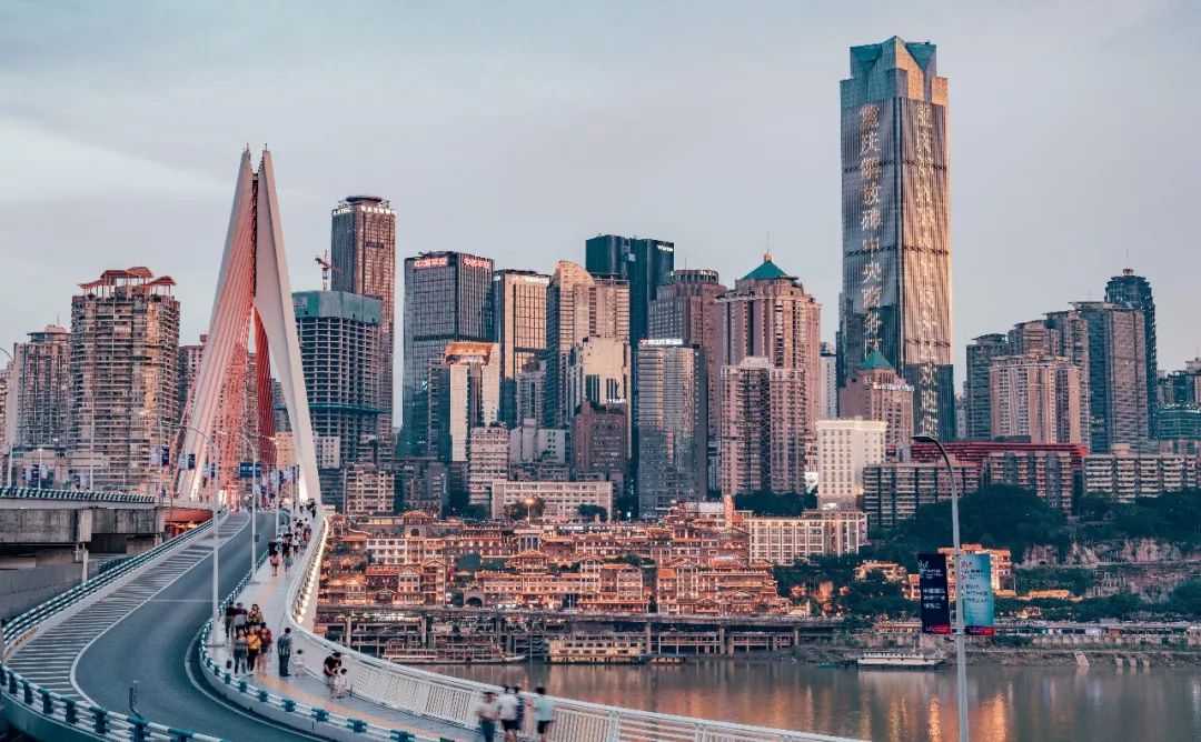 重庆，梦想起航的热血之都